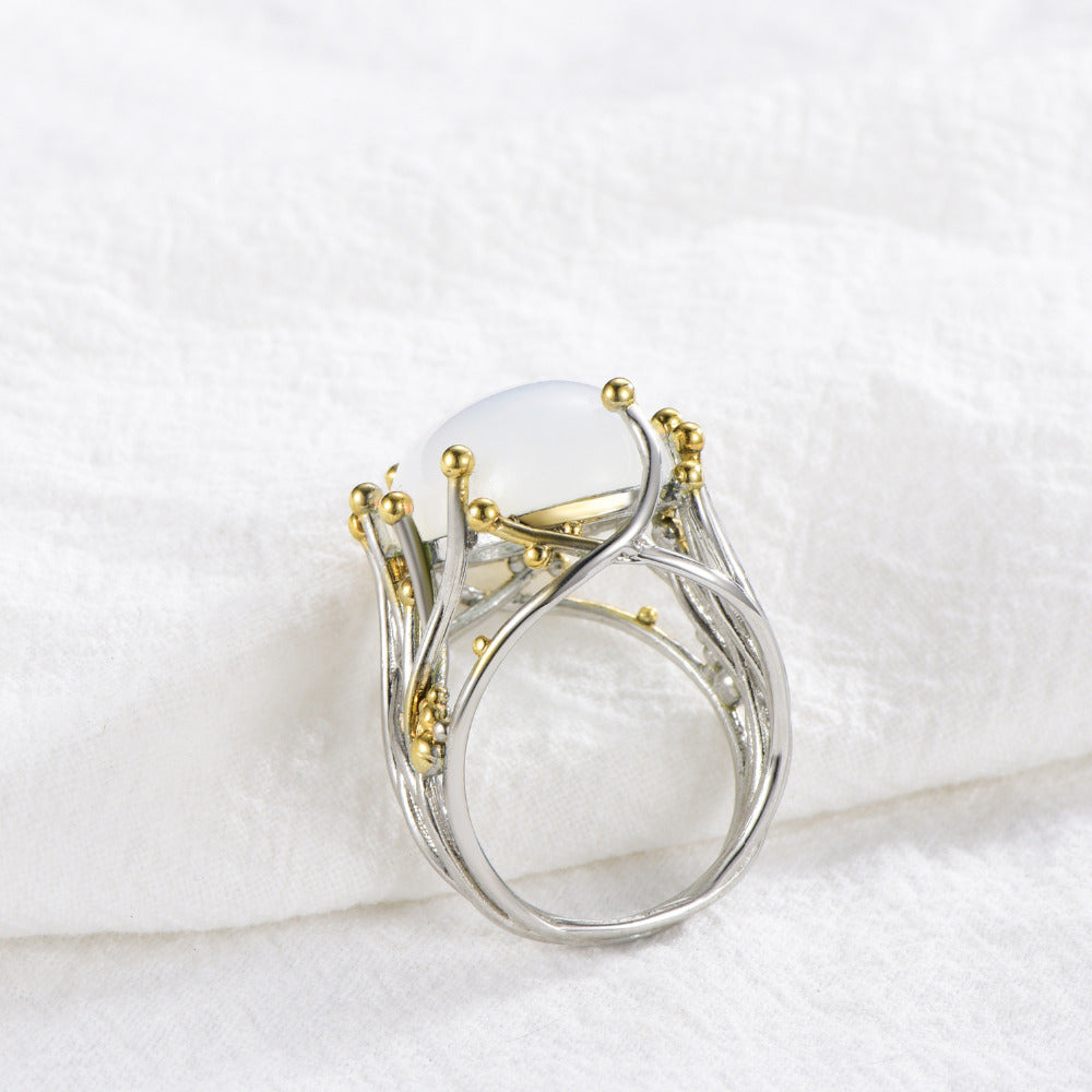 High Quality Women's Vintage Moonstone Rings for Retro Engagement Jewelry Gifts Beauty Ladies Gold Plating Rings Christmas Gifts